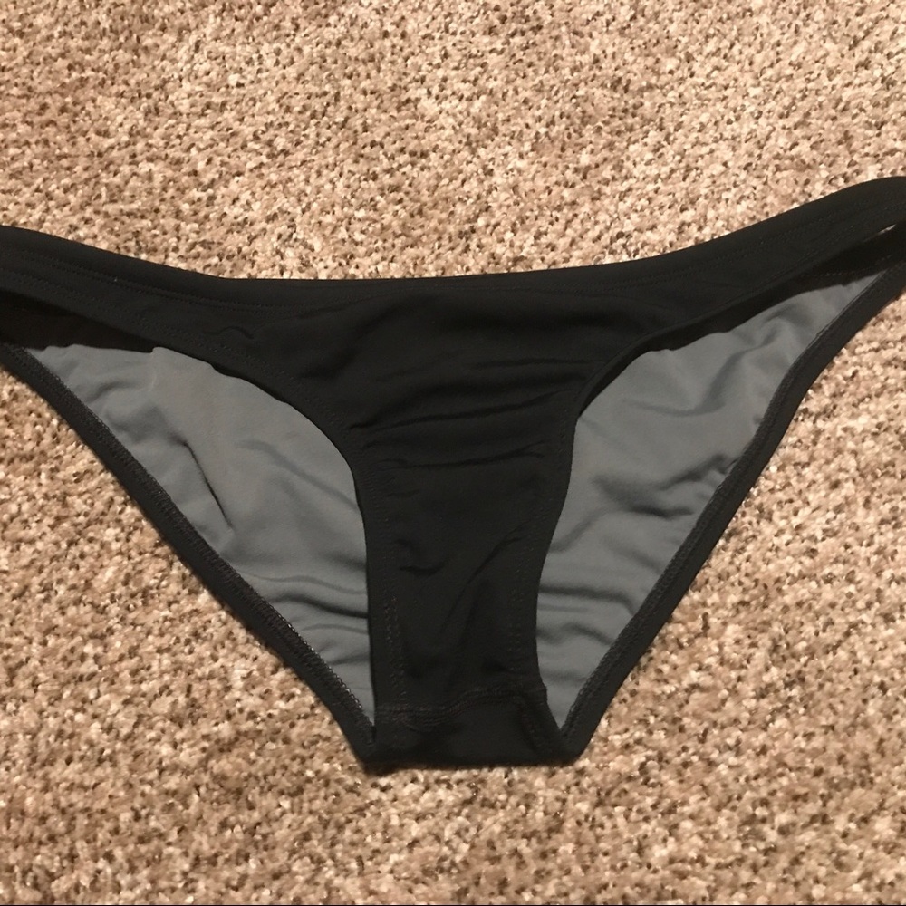 Jolyn Bali bottoms